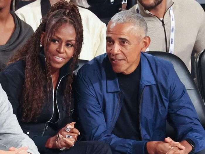 Ồn ào vợ chồng Obama ly hôn rộ lên vào năm 2025, khiến chính chủ phải lên tiếng đính chính. Ảnh: Hola!