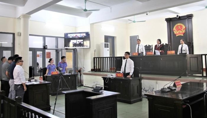 Phiên tòa xét xử vụ án dân sự công ích đầu tiên tại Quảng Ninh.