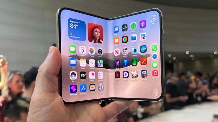 iPhone Duo phải dè chừng với mẫu smartphone gập sắp ra mắt của Honor. Ảnh: Future / Tom's Guide