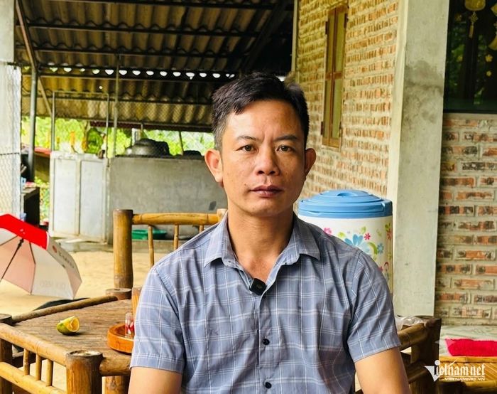 Anh Vì Văn Phúc, Bí thư Chi bộ kiêm Trưởng bản Hợp Thành đánh giá cao những đóng góp của các mô hình sinh kế như Hợp tác xã Đồng Rừng hay Vân Hồ Agritage đối với công cuộc giảm nghèo tại địa phương. Ảnh: Bình Minh