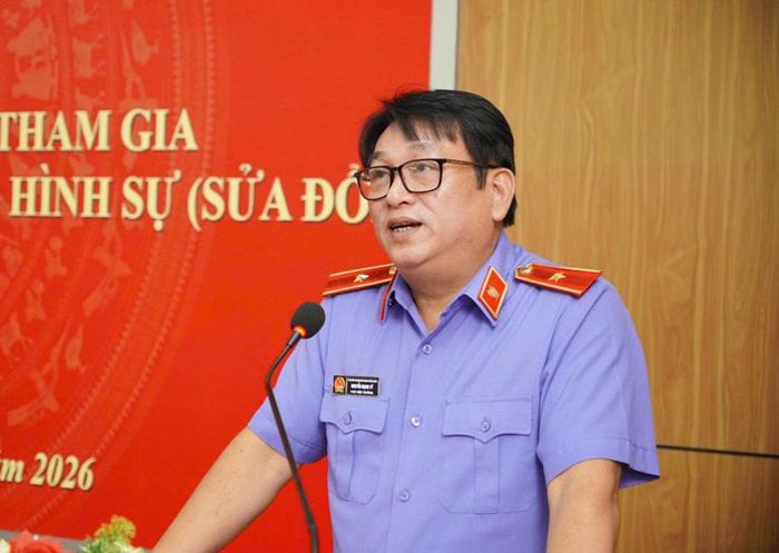  Đồng chí Nguyễn Mạnh Vỹ, Phó Viện trưởng VKSND TP Hải Phòng phát biểu kết luận Hội nghị.