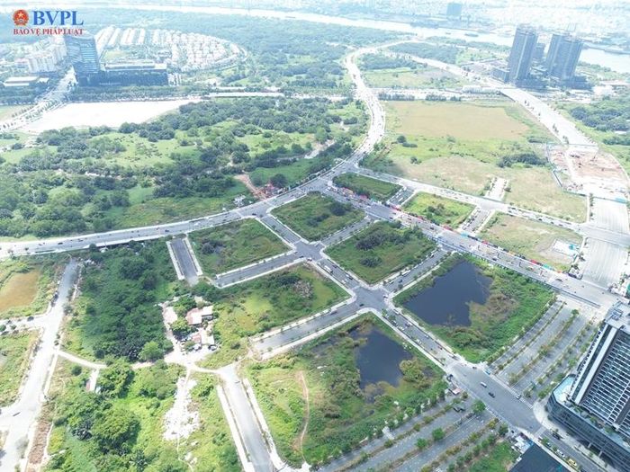  TP Hồ Chí Minh đang tập trung khai thác nguồn thu từ đất, trong đó hoàn thiện hồ sơ đưa các khu đất vào đấu giá, xác định giá đất cụ thể và xử lý các dự án tồn đọng.