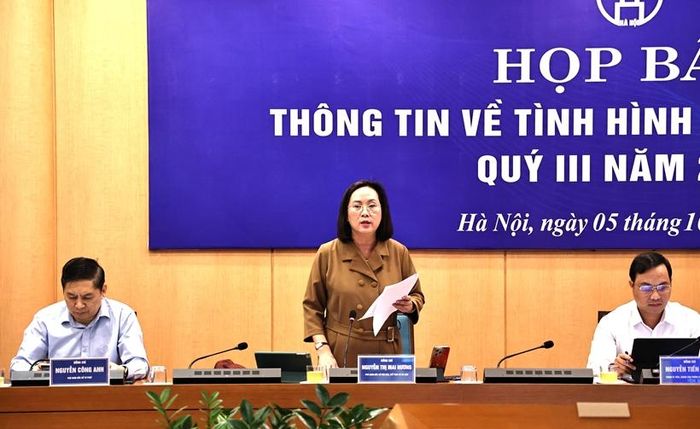  Phó Giám đốc Sở Văn hóa và Thể Thao Nguyễn Thị Mai Hương thông qua nội dung chương trình họp báo.