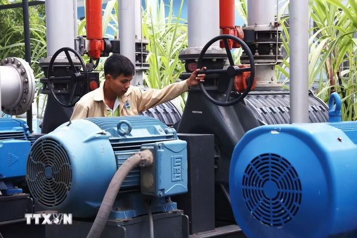 Hệ thống thu khí phát điện từ bãi chôn lấp. (Ảnh: Hồng Đạt/TTXVN)