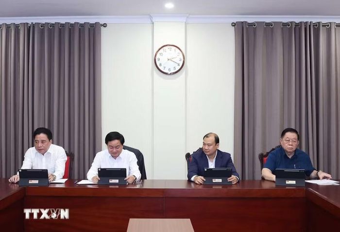 Các đại biểu thảo luận tại tổ. (Ảnh: Thống Nhất/TTXVN)
