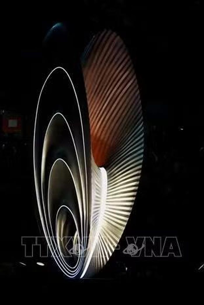 Ngọn lửa thiêng tại Paloma Mizuho dần tắt, khép lại trọn vẹn Lễ bế mạc ASIAD 2026 ở thành phố Nagoya, Nhật Bản, ngày 4/10/2026. Ảnh: THX/TTXVN phát