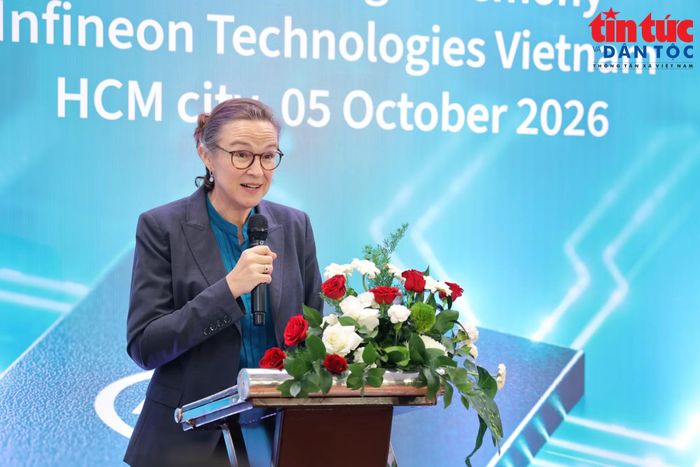 Bà Andrea Maria Sühl, Tổng Lãnh sự Đức tại TP Hồ Chí Minh, phát biểu tại buổi lễ.