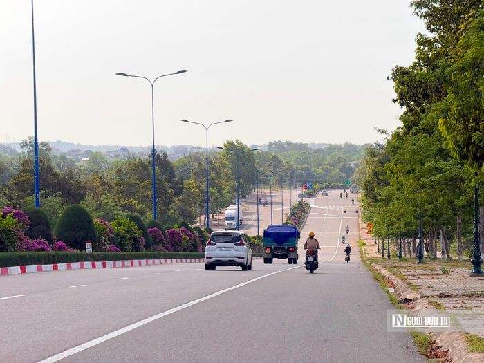 Đường Võ Nguyên Giáp hướng ra Mũi Né.