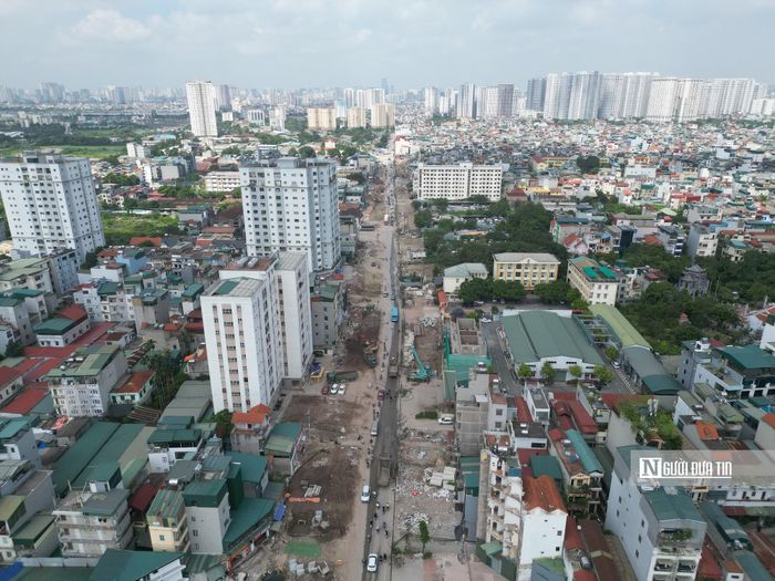 Riêng đoạn từ ngã ba Vĩnh Hưng đến đê Nguyễn Khoái dài khoảng 2,2km, nằm trên tuyến Vành đai 2,5.