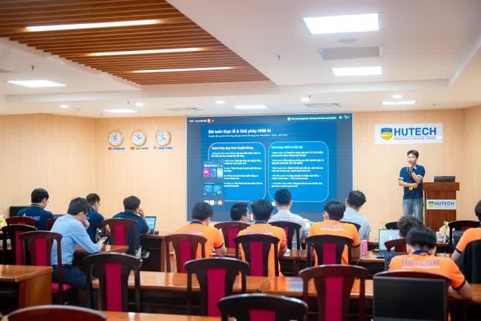 Bài toán doanh nghiệp đặt sinh viên trước yêu cầu kết hợp kỹ thuật với nhu cầu người dùng