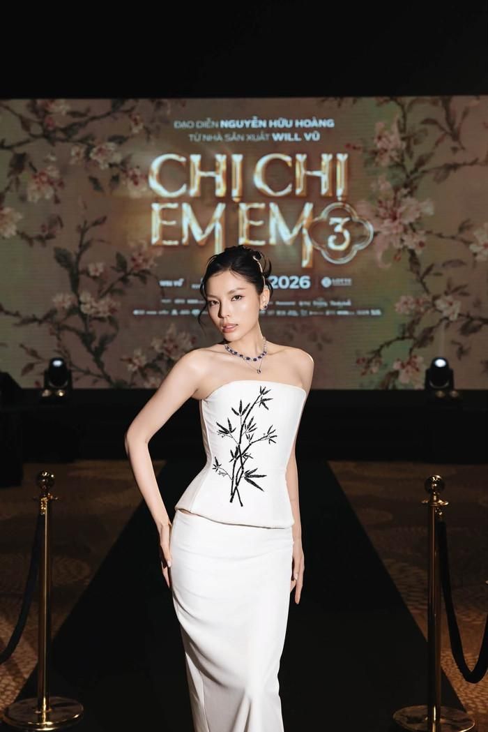 Bên cạnh sự quan tâm về mối quan hệ, Kỳ Duyên và Thiên Ân đều đang từng bước mở rộng hoạt động sang lĩnh vực điện ảnh.