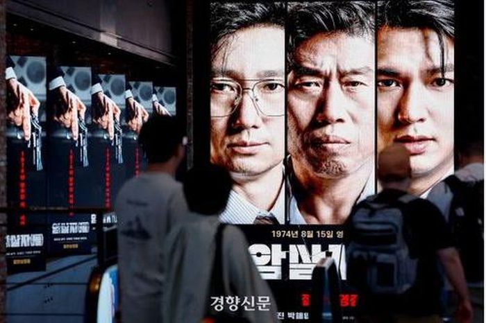 The Assassin(s)  ccó Lee Min Ho thống trị phòng vé dù vướng nhiều tranh cãi.
