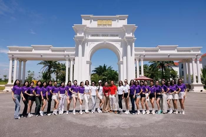 Ngôi nhà chung Ruby Tree Golf Villas ấm áp giữa lịch trình thi đấu căng thẳng