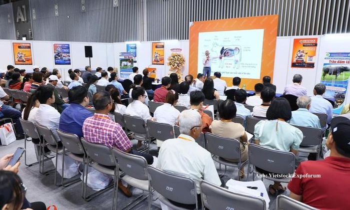 Hội thảo do các chuyên gia đến từ Nhật Bản  trình bày sẽ giới thiệu những giải pháp cho nhà chăn nuôi.