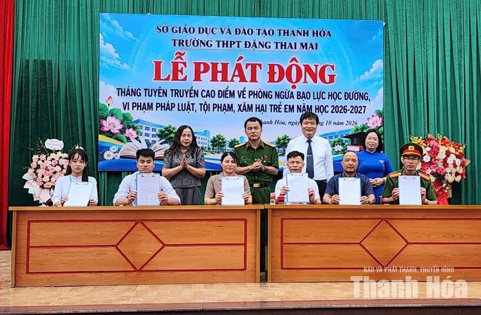 Ký cam kết phòng ngừa bạo lực học đường, vi phạm pháp luật, tội phạm, xâm hại trẻ em năm học 2026-2027.