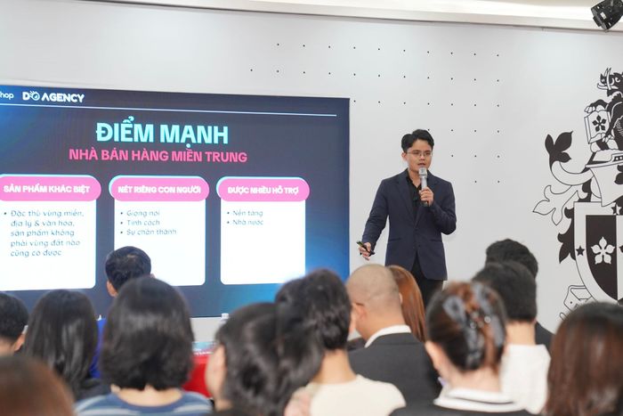 Ông Đỗ Nhật Đức chia sẻ về xây dựng kênh bán hàng gắn với thương hiệu người chủ. Ảnh do nhân vật cung cấp