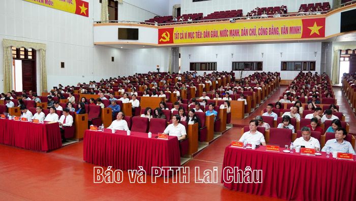 Quang cảnh khai mạc hội thi.