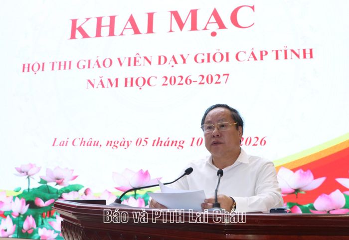 Đồng chí Tống Thanh Hải - Phó Chủ tịch Thường trực UBND tỉnh phát biểu chỉ đạo khai mạc hội thi.