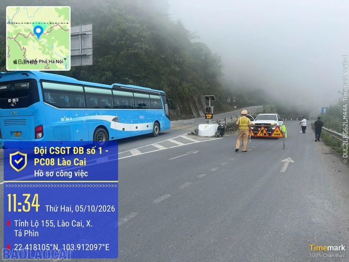Tỉnh lộ 155 qua Cốc San có nhiều đoạn đèo dốc; lực lượng chức năng tổ chức phân luồng trong quá trình xử lý vụ việc.