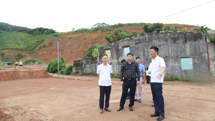 Kiểm tra thực địa Dự án hạ tầng kỹ thuật khu dân cư Làng Chung, xã Bảo Thắng.