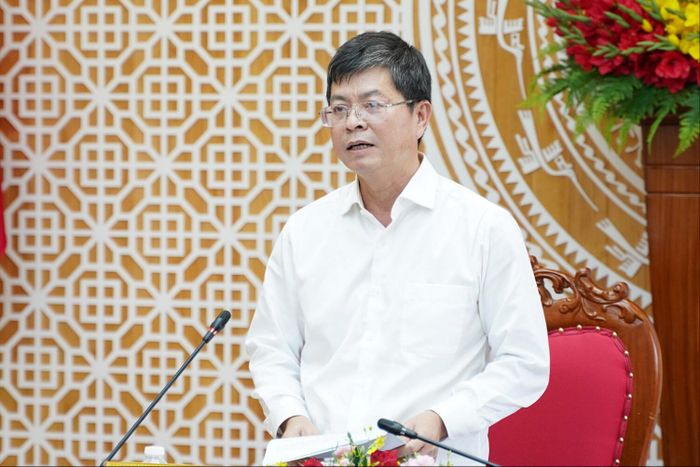 Ủy viên Ban Thường vụ Tỉnh ủy, Phó Chủ tịch Thường trực UBND tỉnh Lâm Đồng Nguyễn Hồng Hải cam kết trước Phó Thủ tướng Thường trực Chính phủ Phạm Gia Túc giải ngân 100% nguồn vốn Trung ương bố trí cho 2 dự án cao tốc Tân Phú - Bảo Lộc và Bảo Lộc - Liên Khương