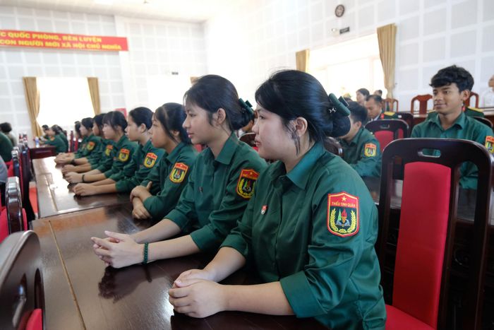 Học sinh khối lớp 10 thuộc Phân hiệu 1 Trường Thiếu sinh quân miền Nam tại Lâm Đồng