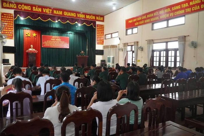 Quang cảnh buổi lễ phát động