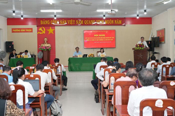 Quang cảnh hội nghị