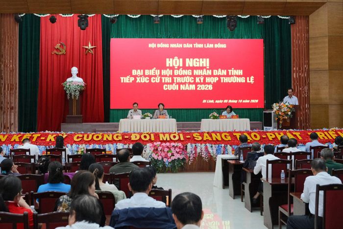 Quang cảnh hội nghị