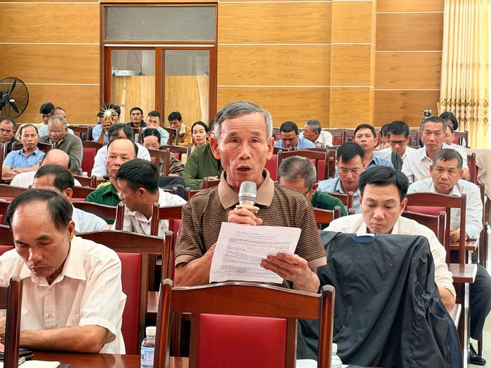 Cử tri xã Di Linh nêu ý kiến