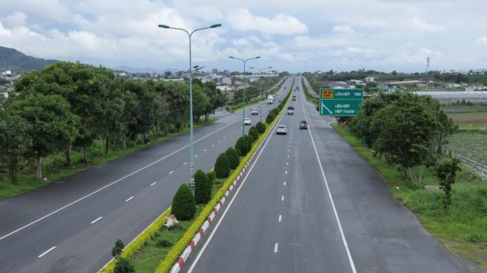 Tuyến cao tốc Liên Khương - Prenn