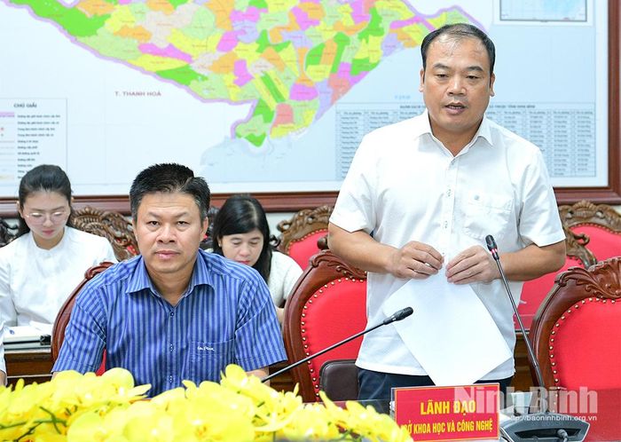 Lãnh đạo Sở Khoa học và Công nghệ phát biểu tại buổi làm việc.