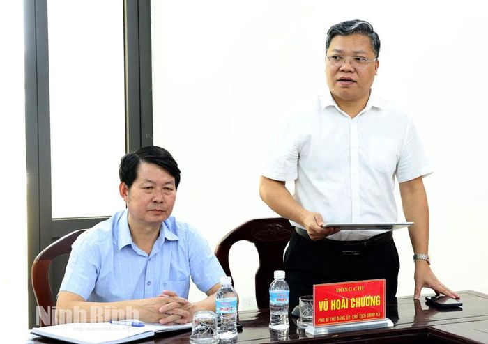 Thành viên Ban Chỉ đạo xã Gia Vân phát biểu tại hội nghị.