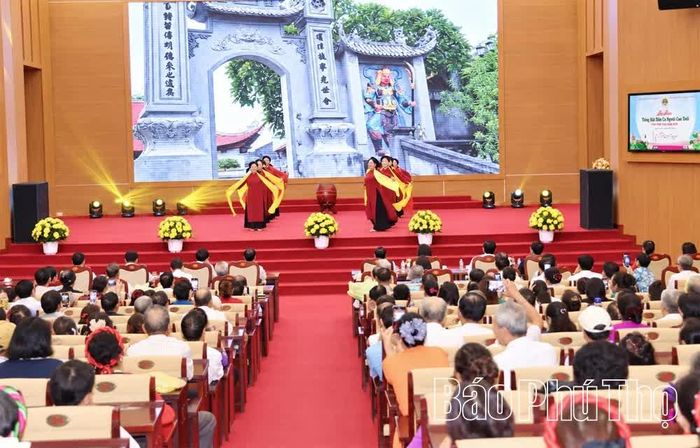 Toàn cảnh Tiếng hát Dân ca Người cao tuổi tỉnh năm 2026.