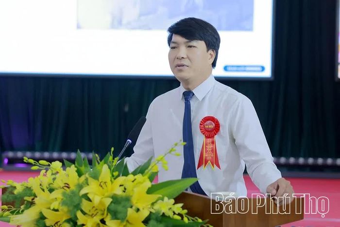 Tiến sĩ Lê Quang Chắn - Phó viện trưởng Viện Sử học, Viện Hàn lâm khoa học xã hội Việt Nam phát biểu tại hội thảo.