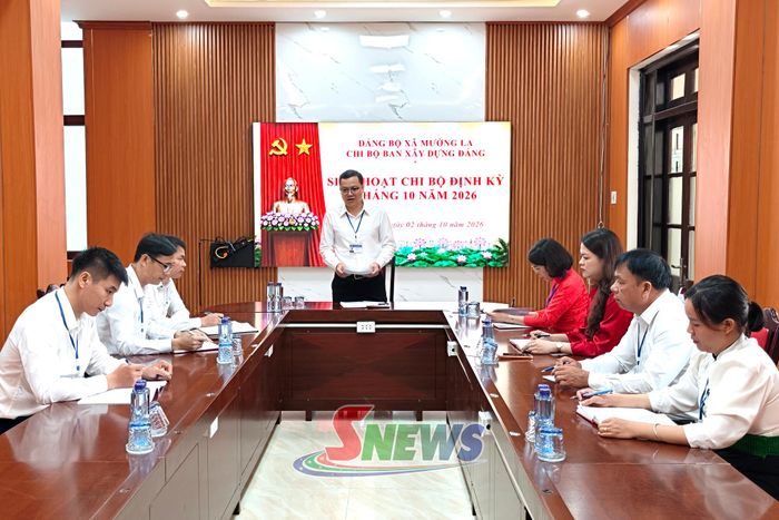 Cuộc sinh hoạt định kỳ của Chi bộ Ban Xây dựng Đảng.