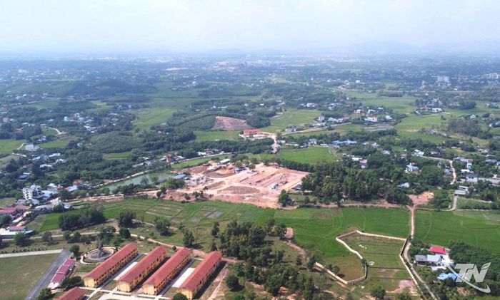 Khu tái định cư Thượng Đình có quy mô 7,34ha đang được triển khai song song. Mặt bằng hiện đã hoàn thành 88%.