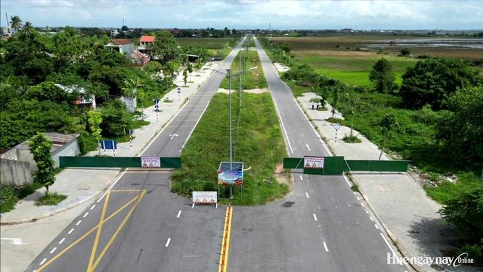 Đường Chợ Mai - Tân Mỹ chưa nghiệm thu và bàn giao công trình đã bị lún.