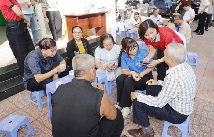 Phổ cập kỹ năng số đang được đưa đến gần hơn với đời sống người dân.