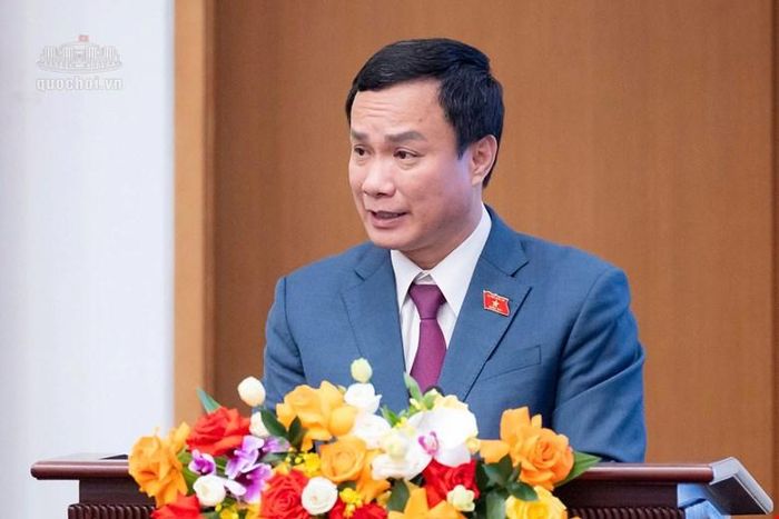 Ông Triệu Thế Hùng, Phó Chủ nhiệm Ủy ban Văn hóa và Xã hội phát biểu tại buổi gặp mặt. Ảnh: Media Quốc hội.