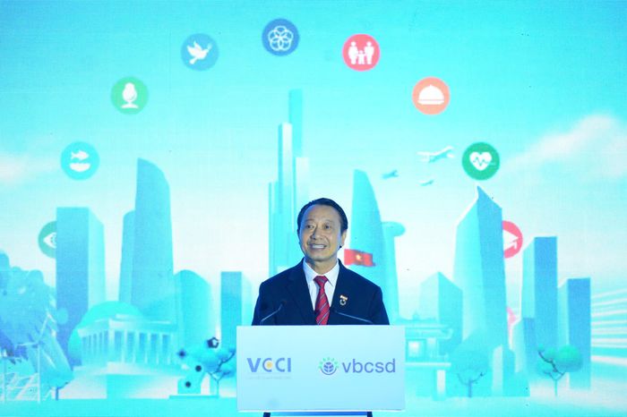 Ông Nguyễn Quang Vinh, Phó Chủ tịch VCCI, Chủ tịch VBCSD chia sẻ: Đối thoại công - tư tại diễn đàn đã nhận diện một số khoảng trống cần tiếp tục tháo gỡ, từ chính sách, môi trường kinh doanh đến đổi mới sáng tạo, nguồn nhân lực và tài chính.