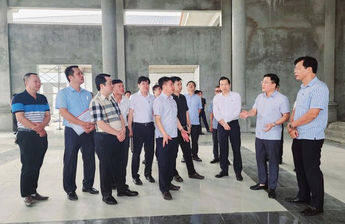Phó chủ tịch UBND tỉnh Vũ Việt Văn yêu cầu đẩy nhanh tiến độ thi công, phấn đấu hoàn thành Dự án Nhà tang lễ Vĩnh Phúc trong năm 2026.