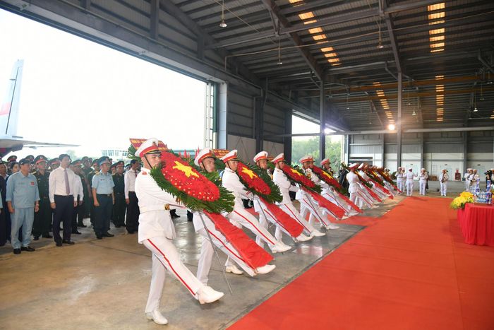 Trân trọng tri ân hàng triệu người con đã hy sinh cho đất nước. Ảnh: Hữu Tài
