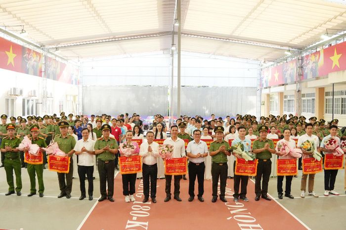Tuần lễ giao lưu văn hóa, thể thao kéo dài từ ngày 5 - 9 tháng 10. Ảnh: Thạc Hiếu