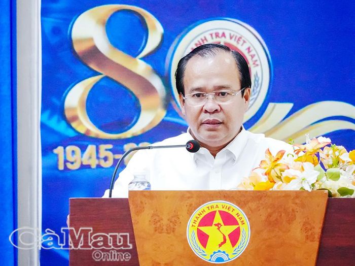 Phó Chủ tịch UBND tỉnh Nguyễn Minh Luân phát biểu giao nhiệm vụ cho đồng chí Nguyễn văn Phụng.