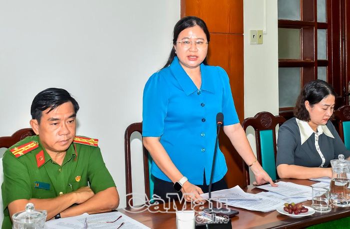 Đồng chí Trương Ngọc Thảo, Bí thư Đảng uỷ xã Châu Thới, thành viên Ban Pháp chế, HĐND tỉnh, đánh giá cao ý nghĩa nhân văn của nội dung dự thảo Nghị quyết đối với lực lượng người hoạt động không chuyên trách ở cơ sở.