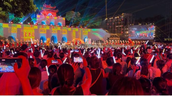 Lễ hội Văn hóa Thế giới tại Hà Nội lần thứ hai năm 2026 để lại nhiều dấu ấn. Ảnh: Thanh Trang