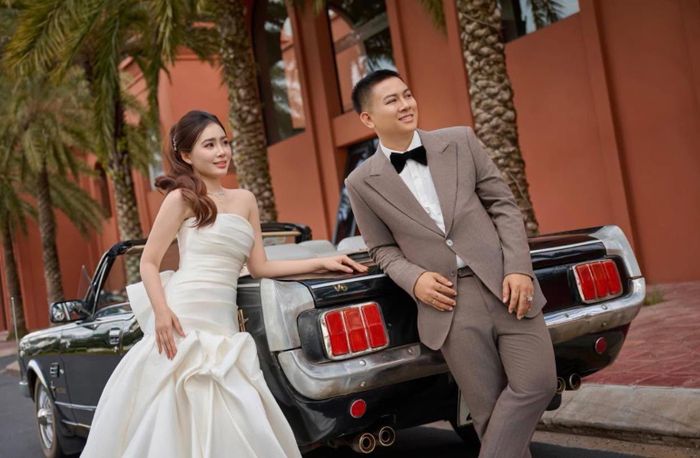 Ảnh cưới của Hoài Lâm và bà xã Ngọc Trinh.