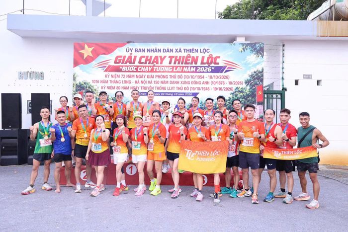 Giải chạy là ngày hội với những người đam mê chạy bộ. Ảnh: Thiên Lộc