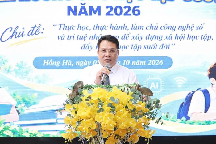 Phó Chủ tịch UBND phường Hồng Hà Nguyễn Hải Đăng phát động Tuần lễ hưởng ứng học tập suốt đời năm 2026. Ảnh: PV
